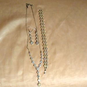 Premier Designs Jewelry 3 piece set